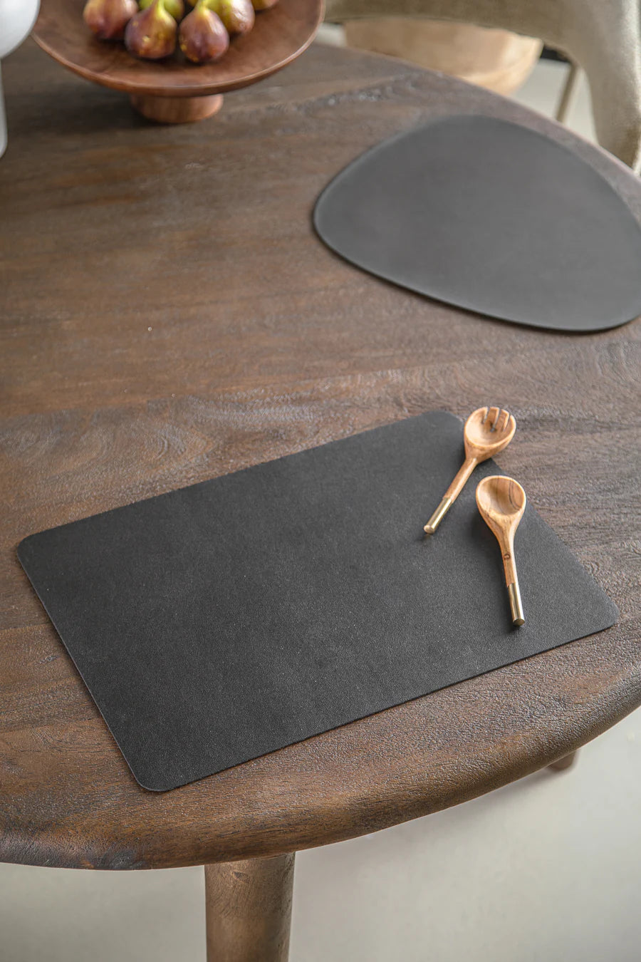 פלייסמנט מייסון סקוור בלאק-שישייה