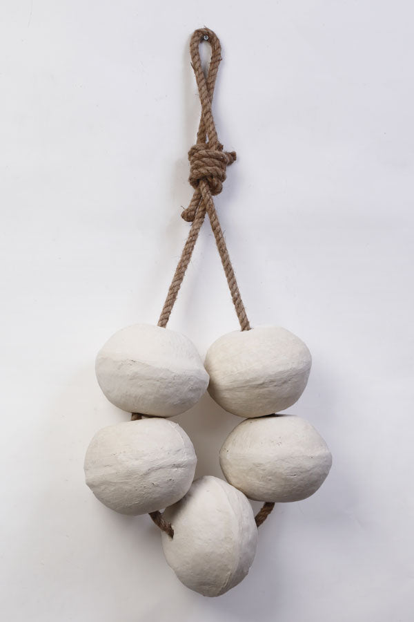 213691 - מחרוזת נוי PAPER MACHE