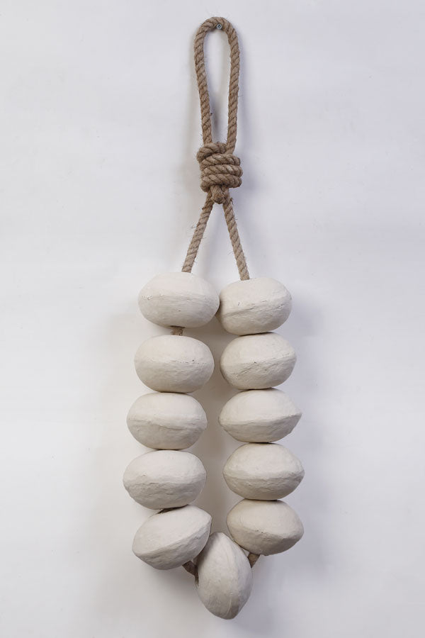 213692 מחרוזת נוי PAPER MACHE