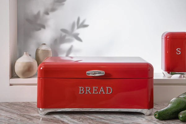 BREAD ארגז לחם אדום
