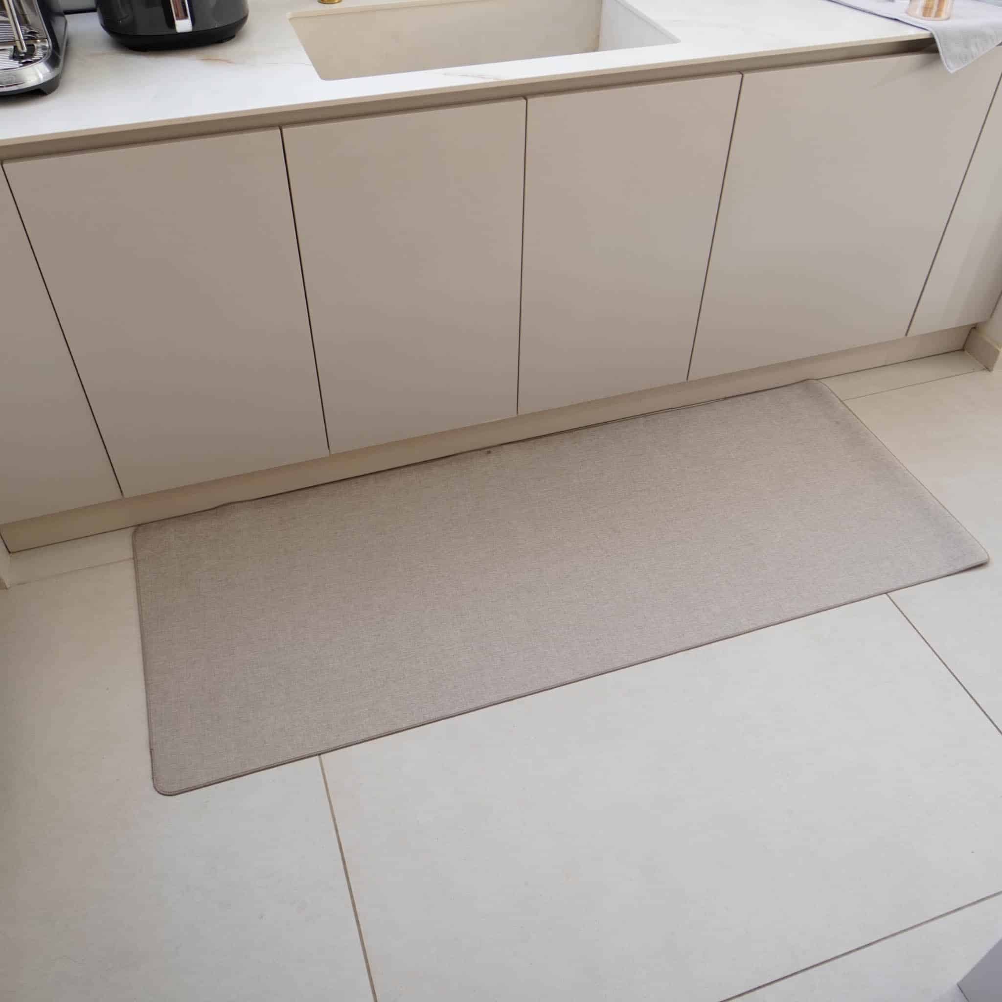 שטיח כביס עם בטנה גומי אירוס – בז